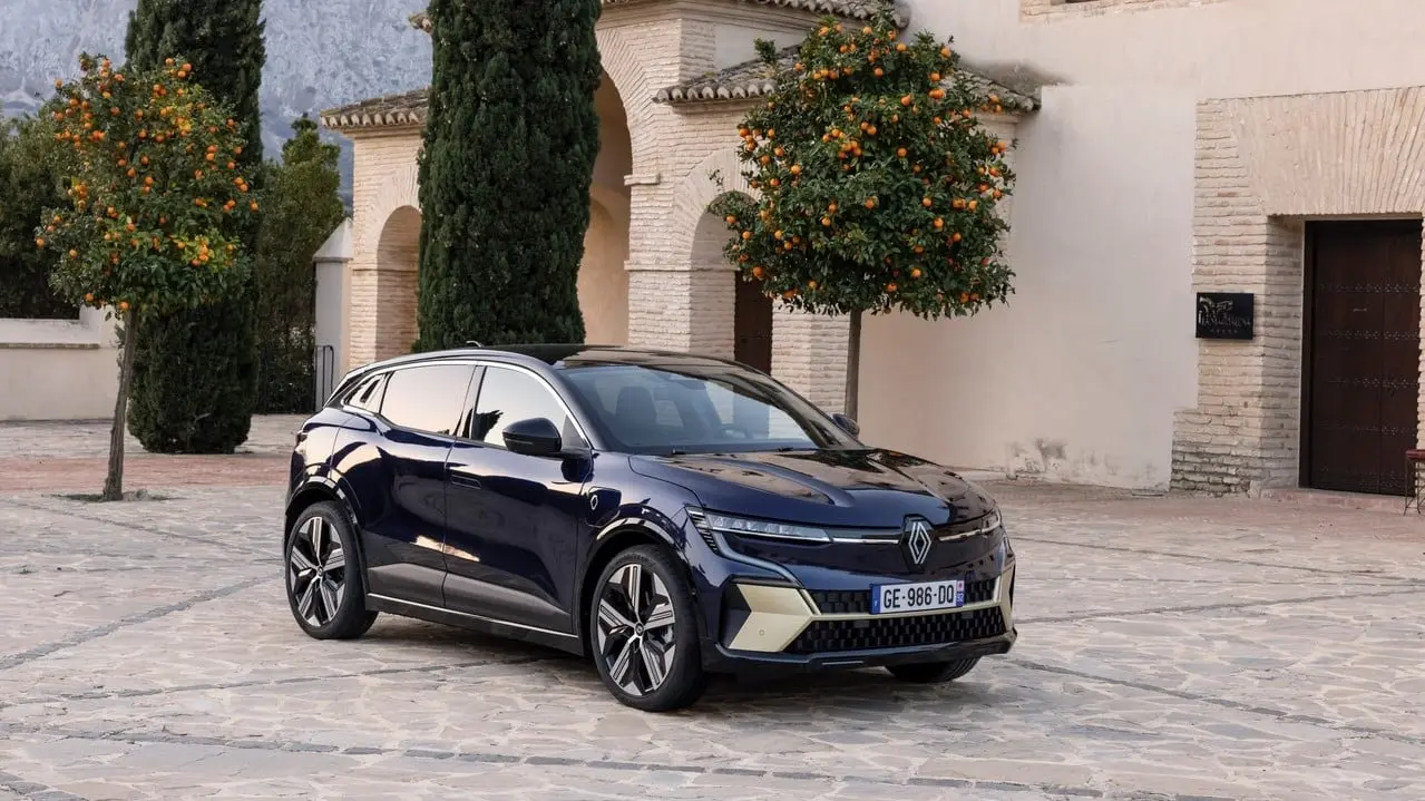 all new renault megane e tech electric iconic version midnight blue drive tests