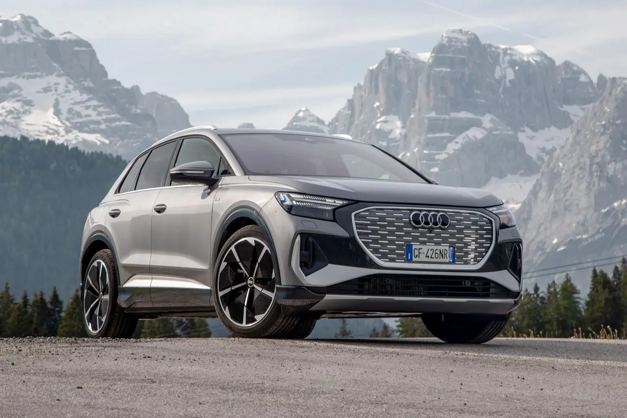 audi q4 e tron 2021 15