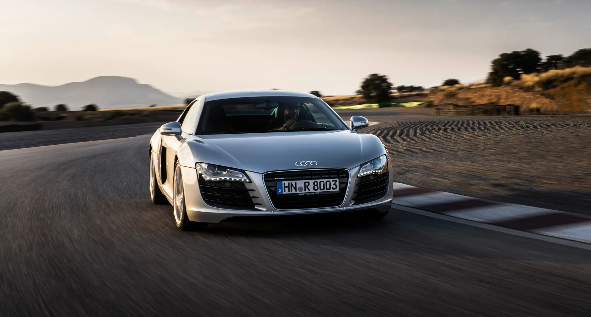 audi r8 68