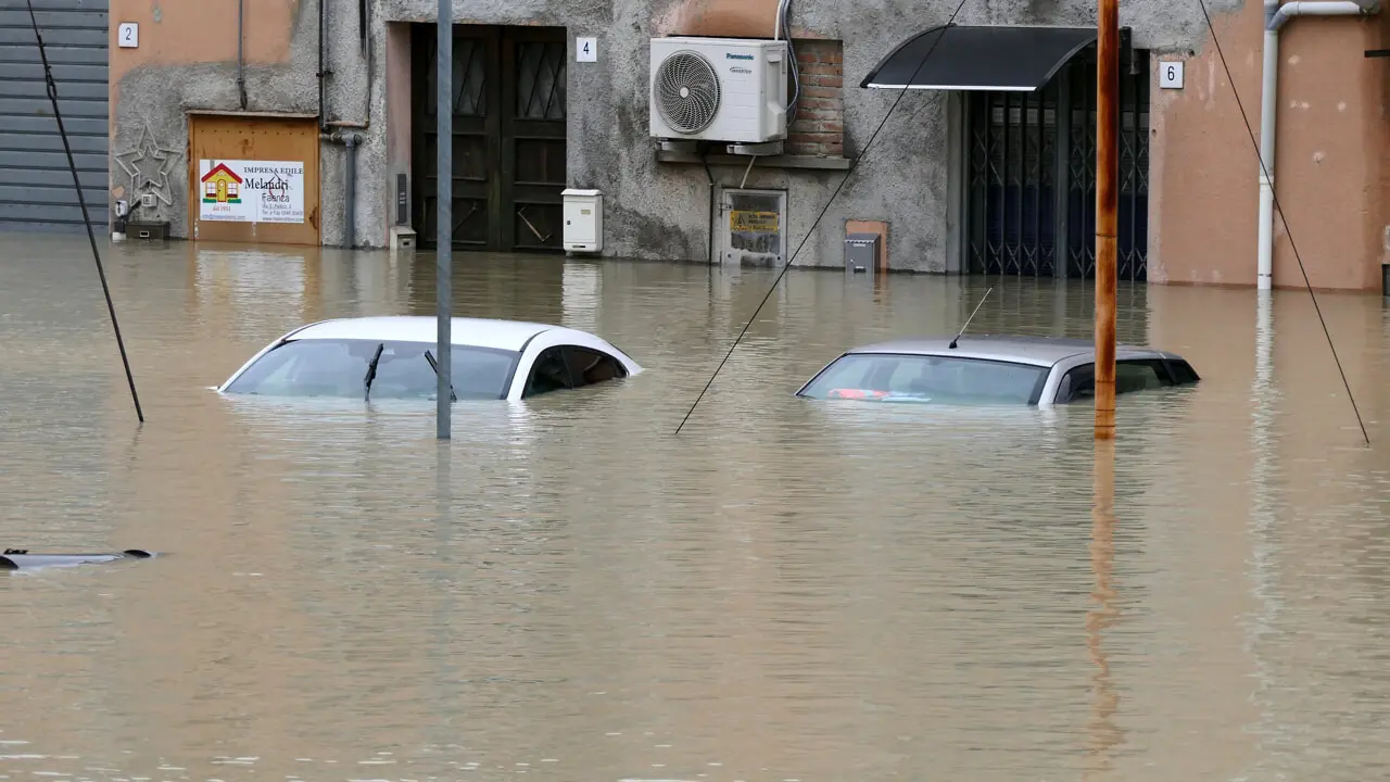 auto alluvione emilia romagna
