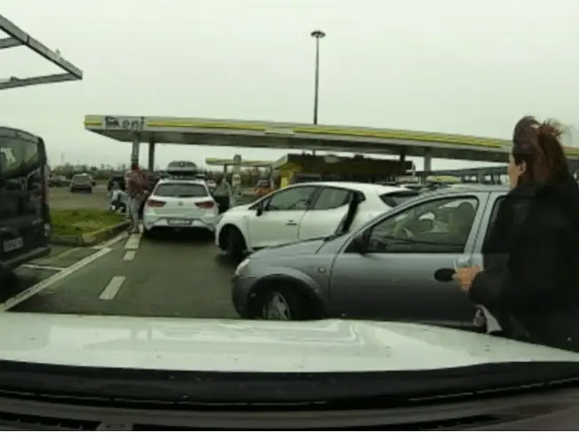 auto incidente a22