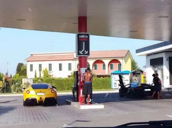 balotelli multa