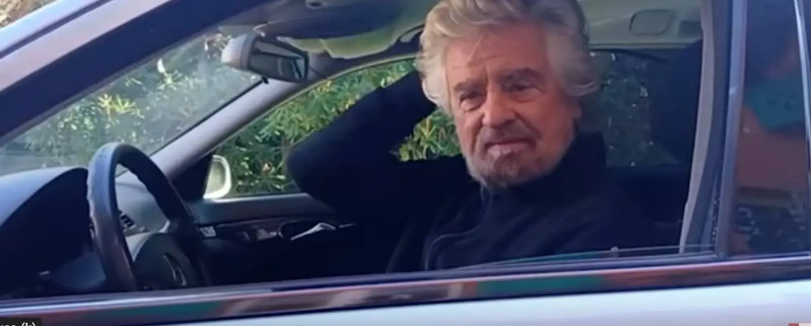 beppe grillo carrofunebre