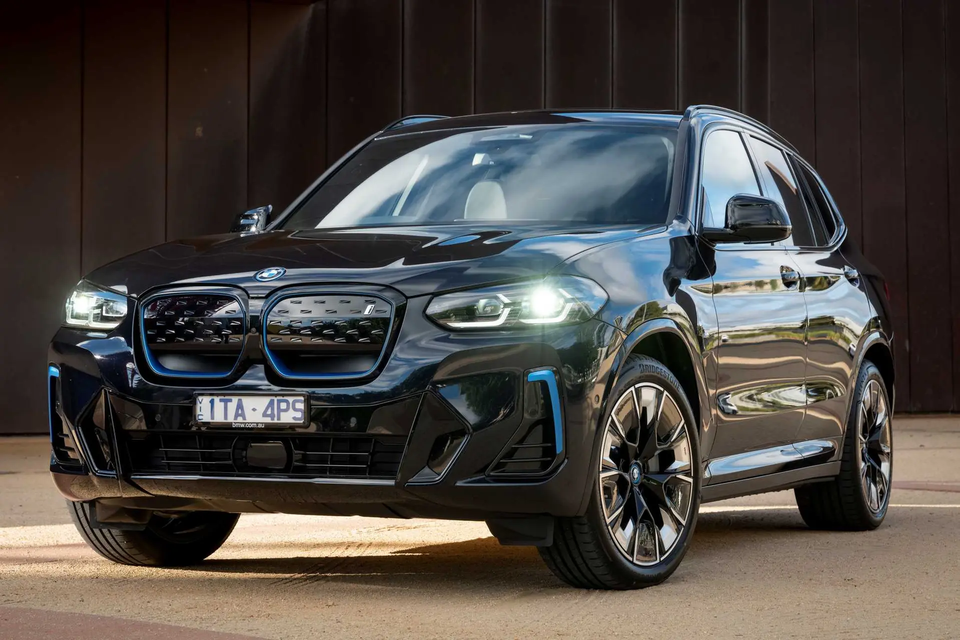 bmw ix3 m sport 87