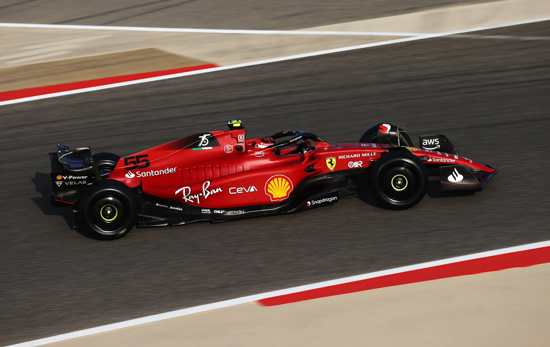carlos sainz bahrain test f1