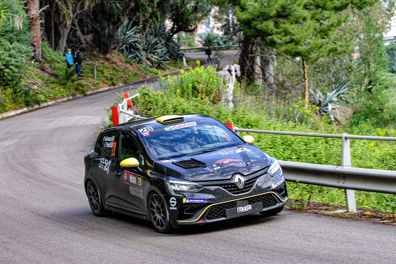 clio rally4 andreuccijpg
