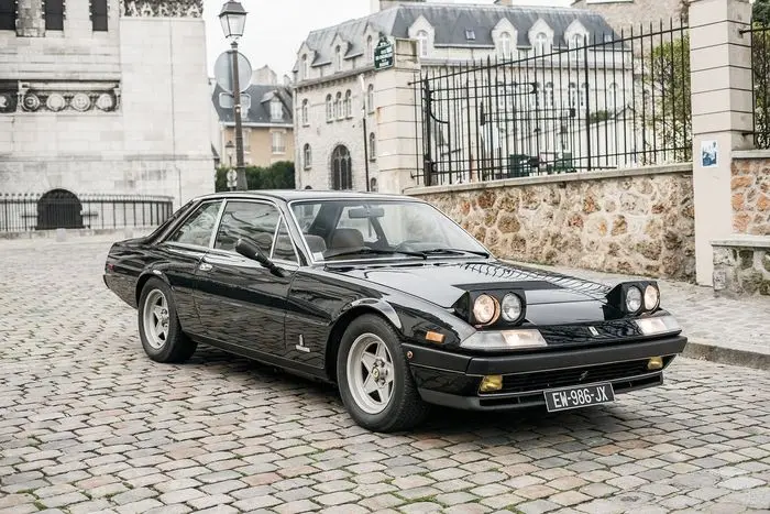 ferrari 400i