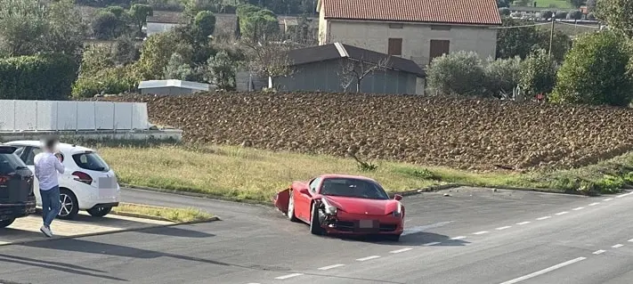 ferrari danni