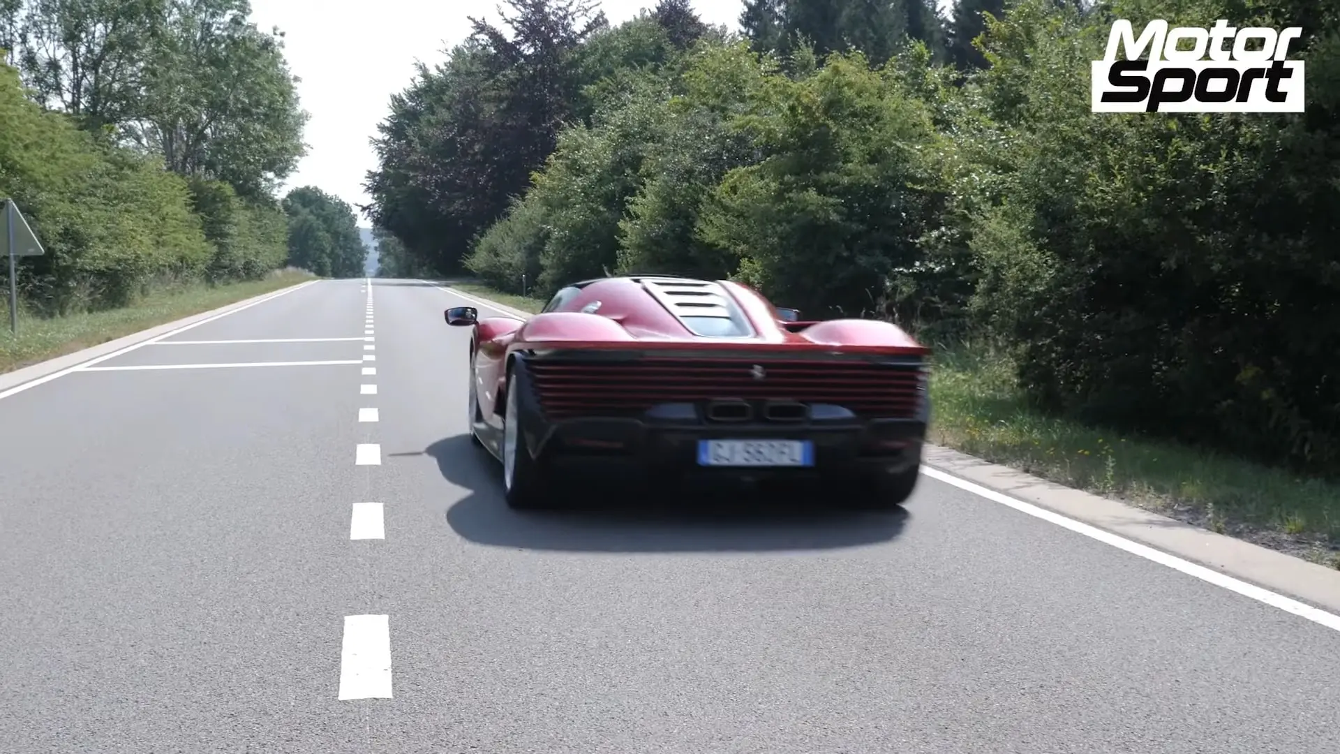 ferrari daytona sp3 acceleration