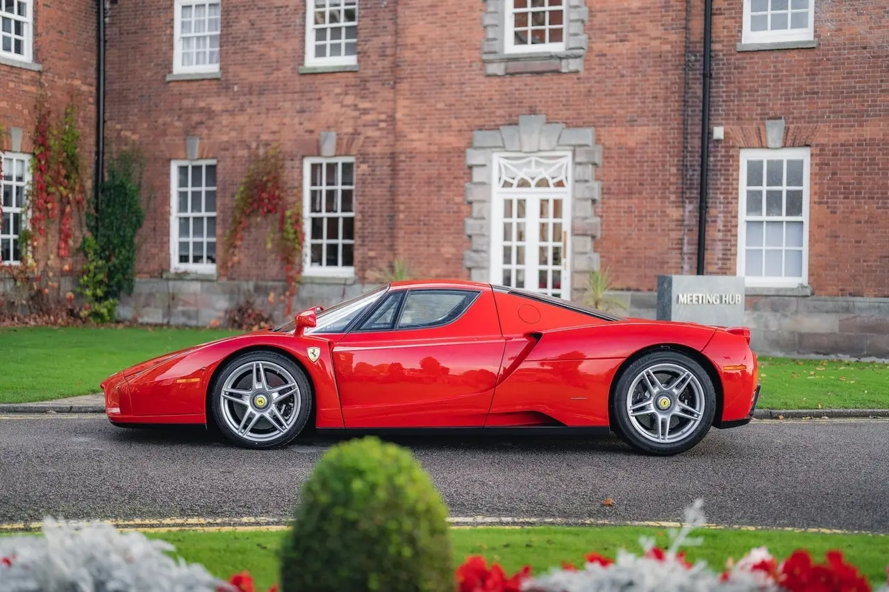 ferrari enzo 2004 asta