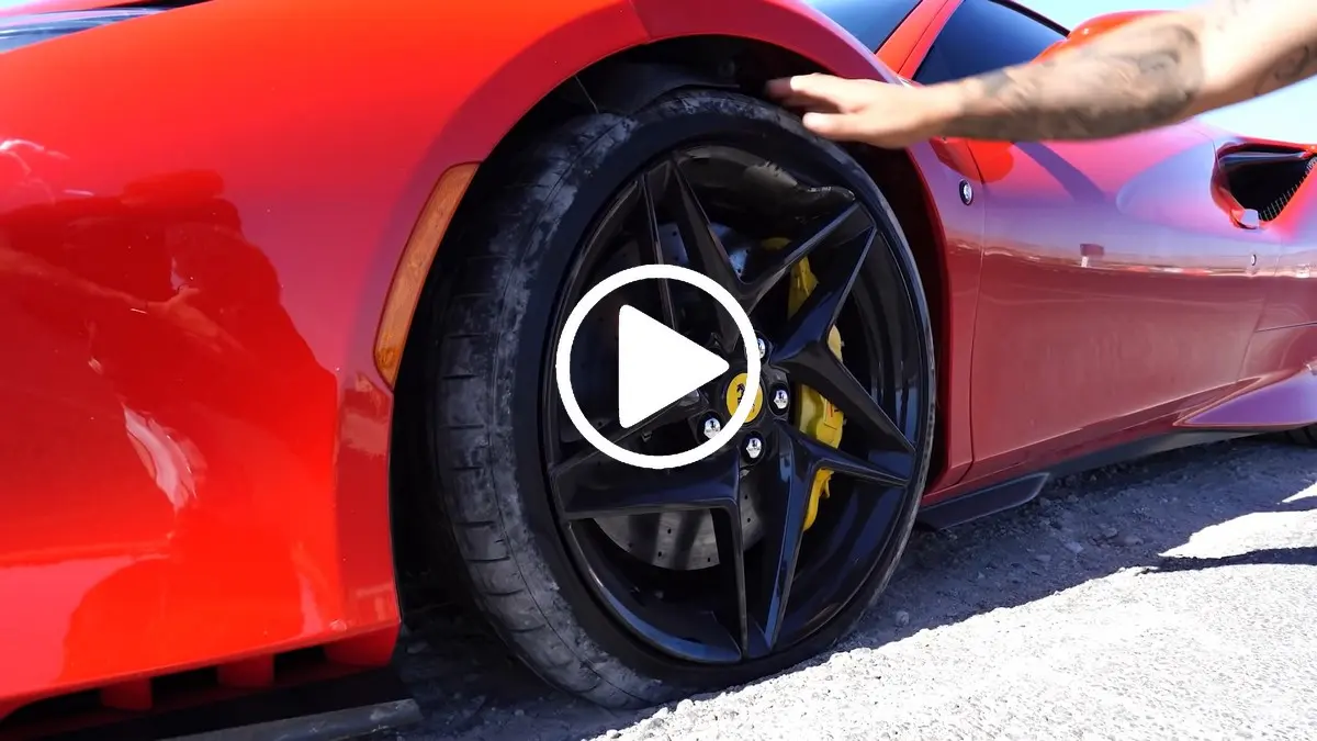 ferrari f8 tributo noleggio