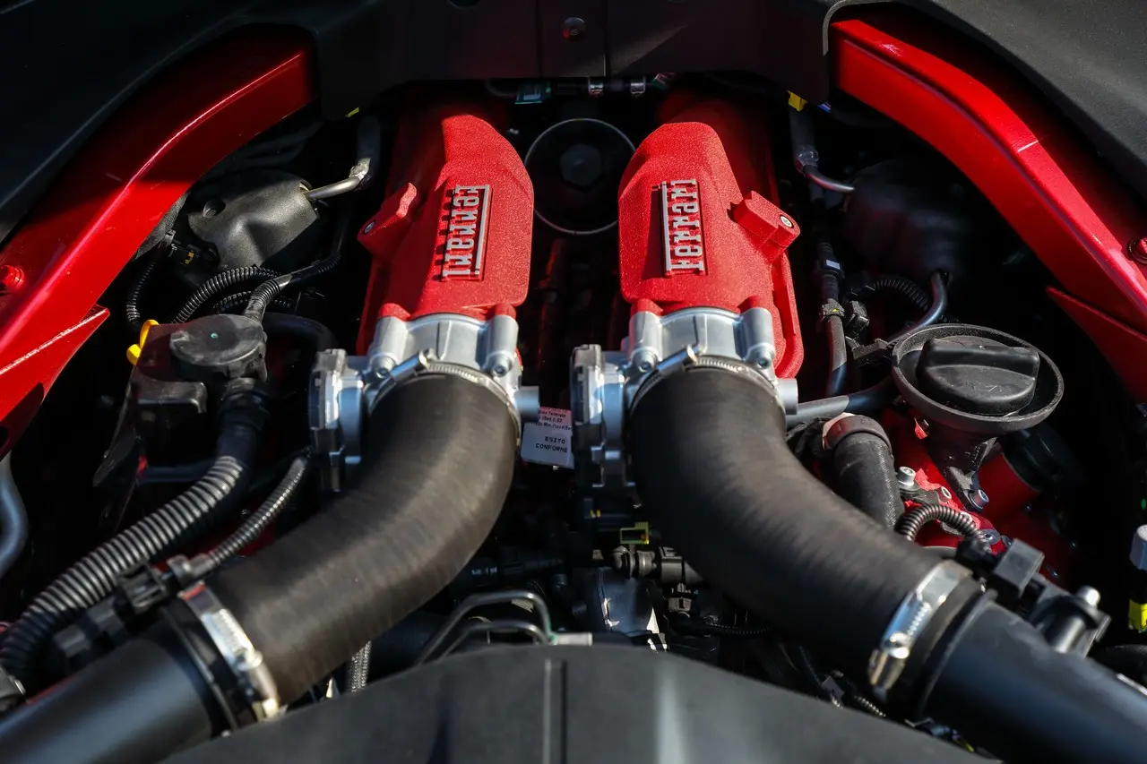 ferrari roma interni 02