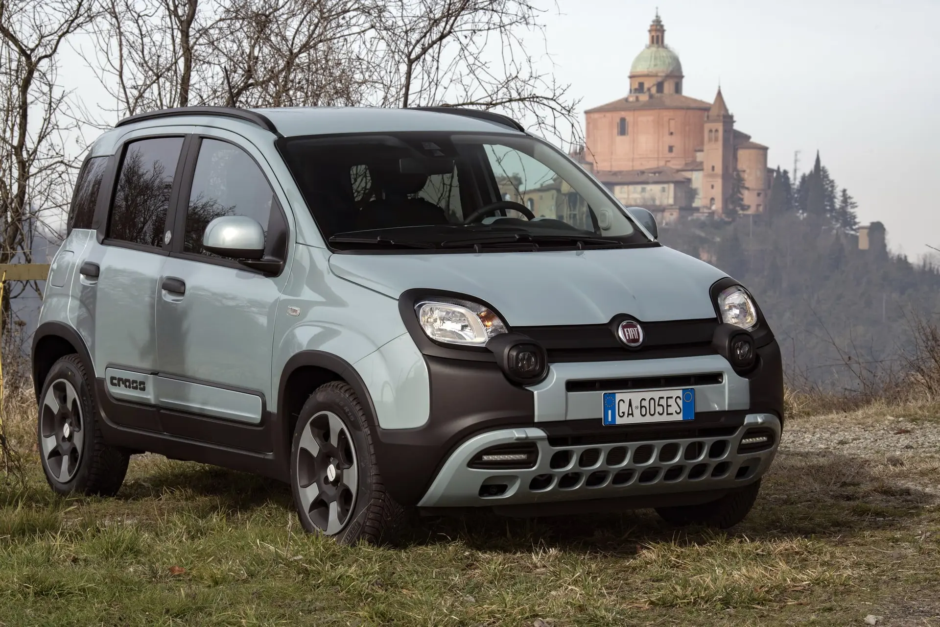 fiat 500 and panda hybrid