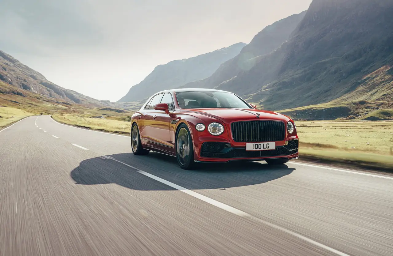 flying spur v8 1