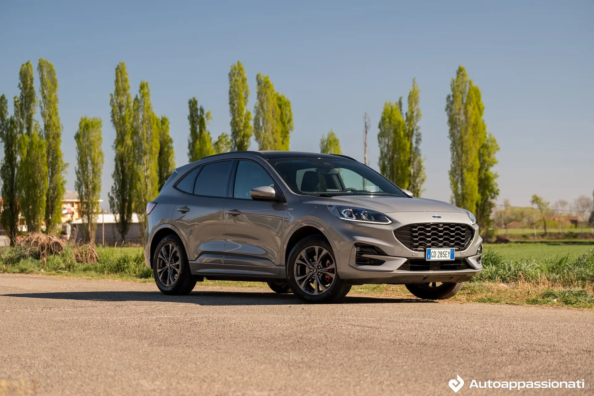 ford kuga hybrid08
