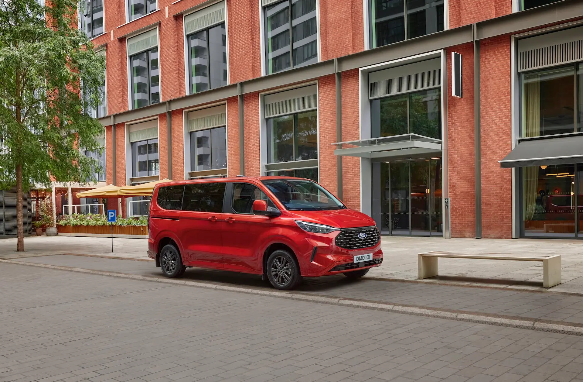 ford tourneo custom 2024 esterno