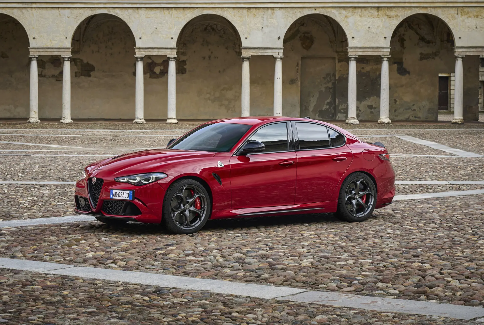giulia msb8469b