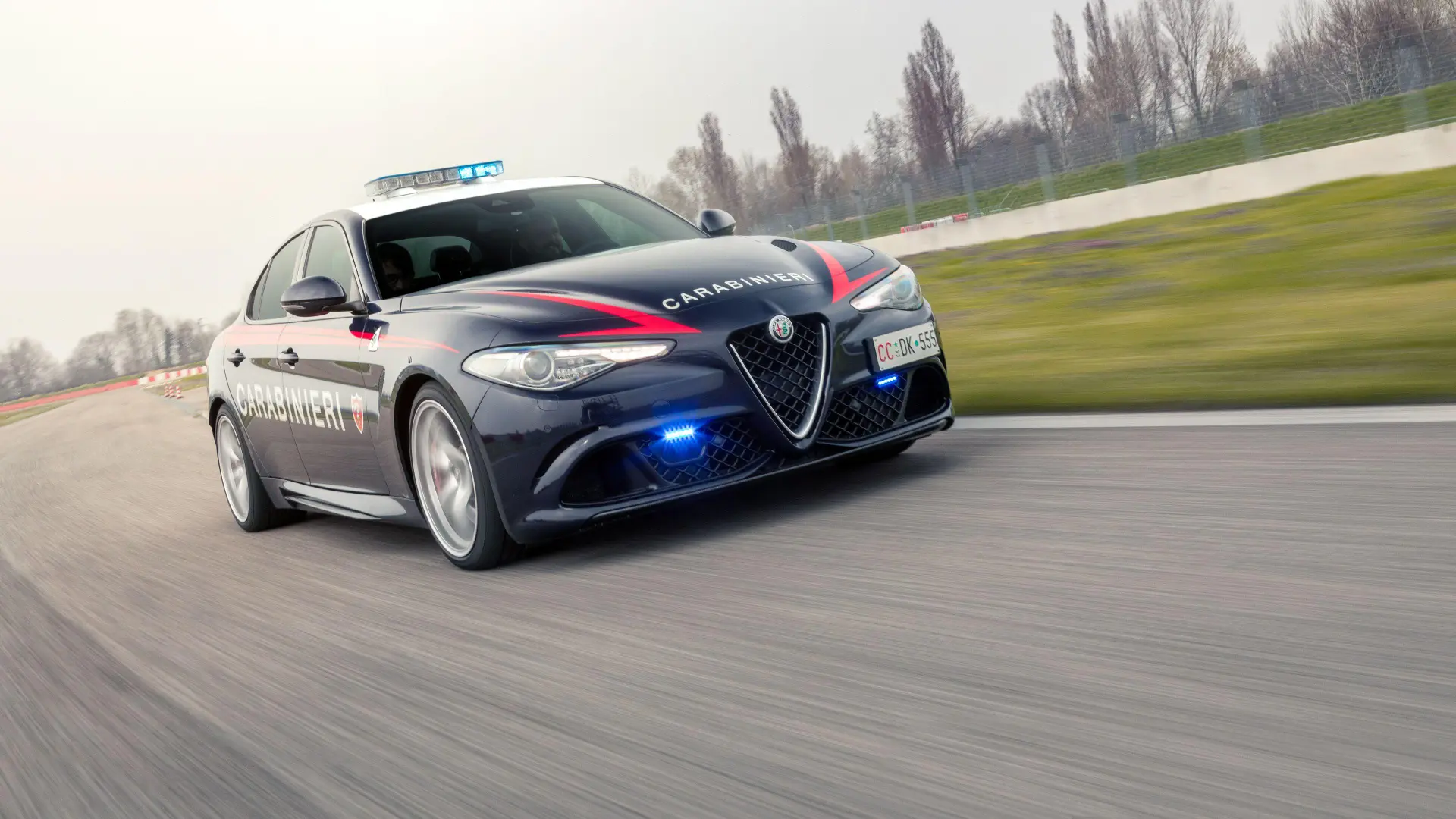 giulia quadrifoglio