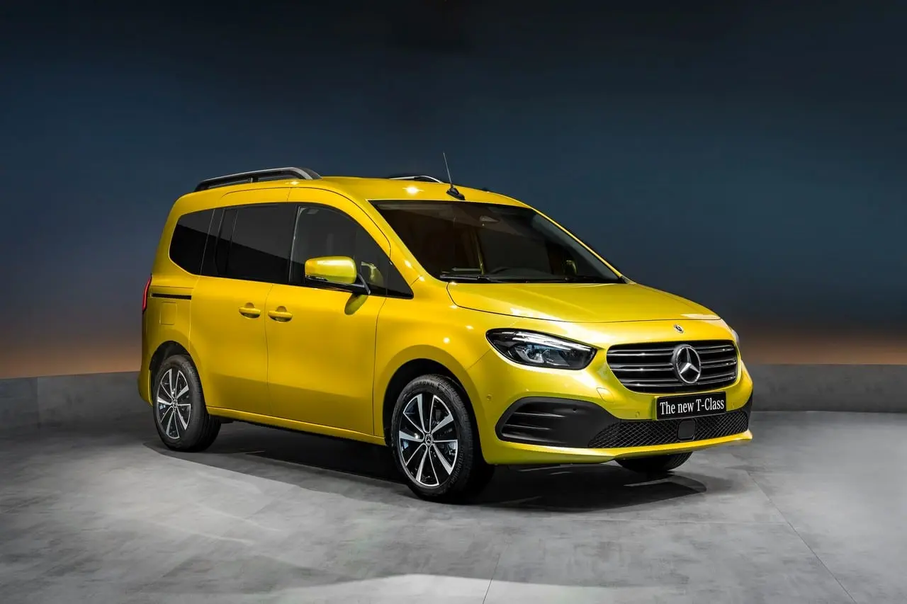 https apimedia mercedes benzcom v2 storage v1 pre media 587d2208 5769 4c2d 898a ccbd19303f16 d9800b0b afb1 4c0f 8cda af2dbbbbf0d6 thumbor original 22c0092 080