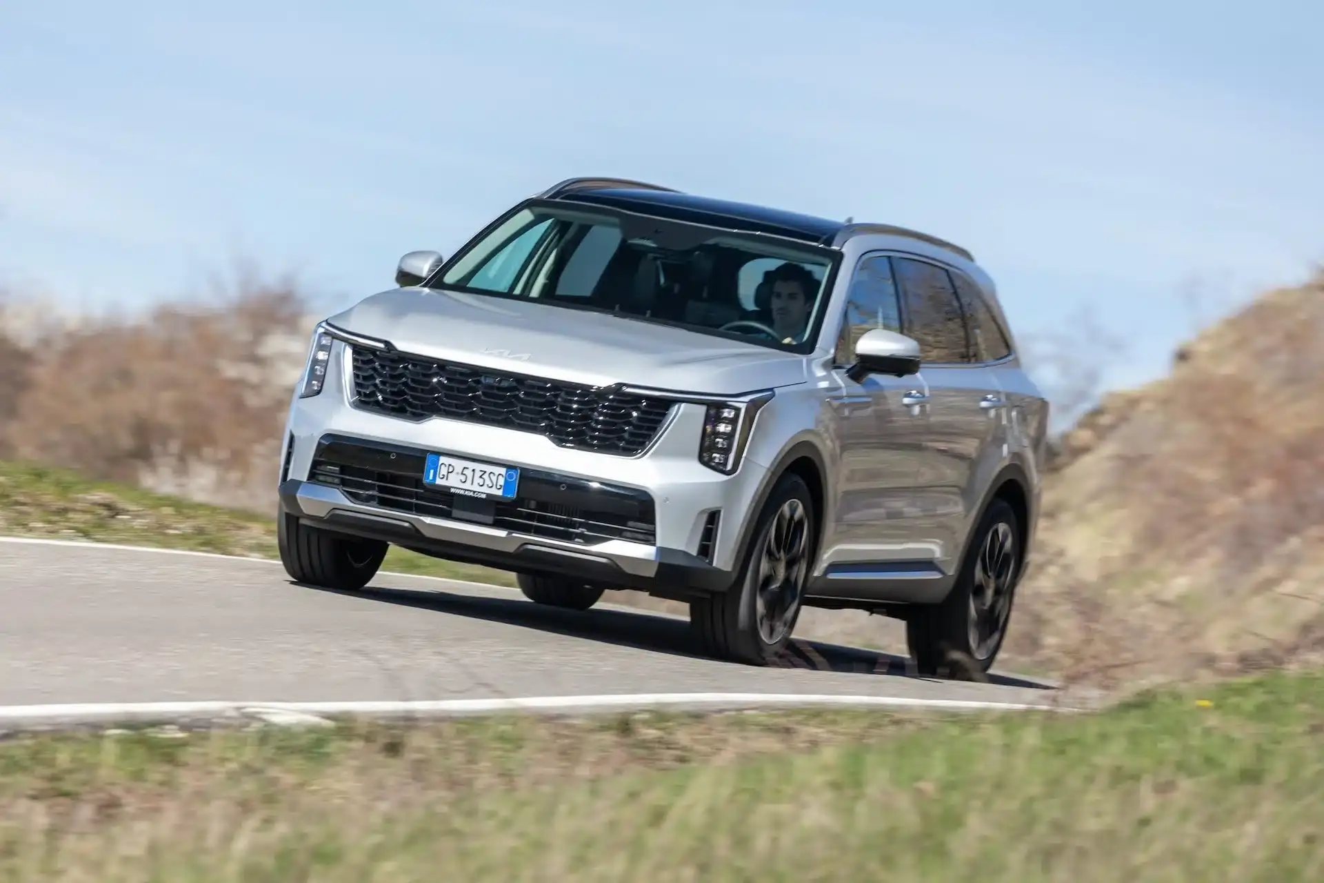 kia sorento 2024 4