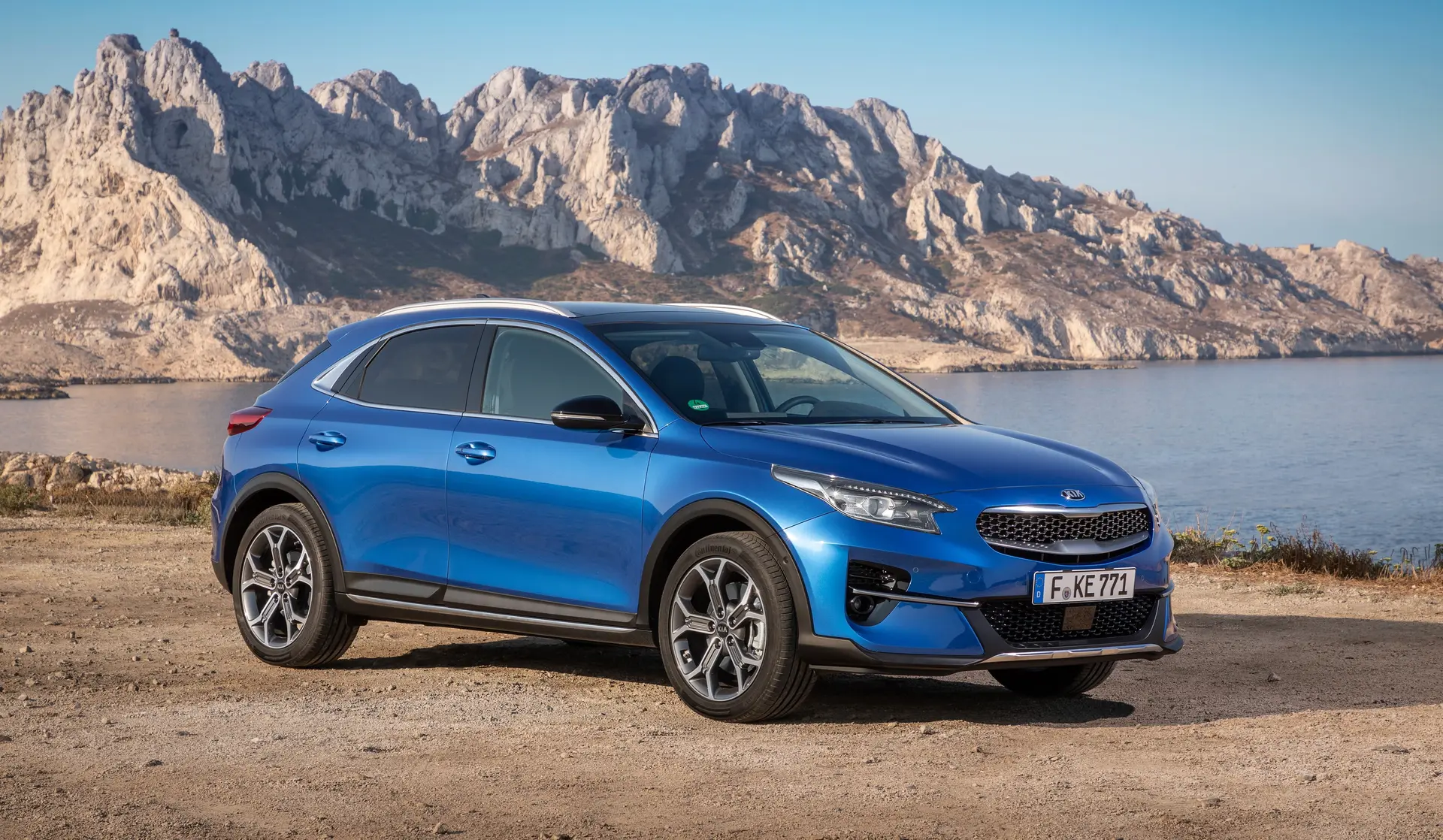 kia xceed blu