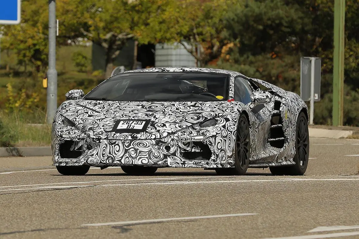 lamborghini aventador 002