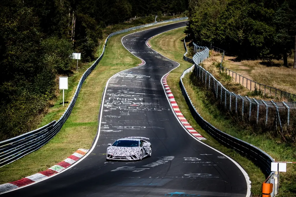 lamborghini huracanperformante copertina