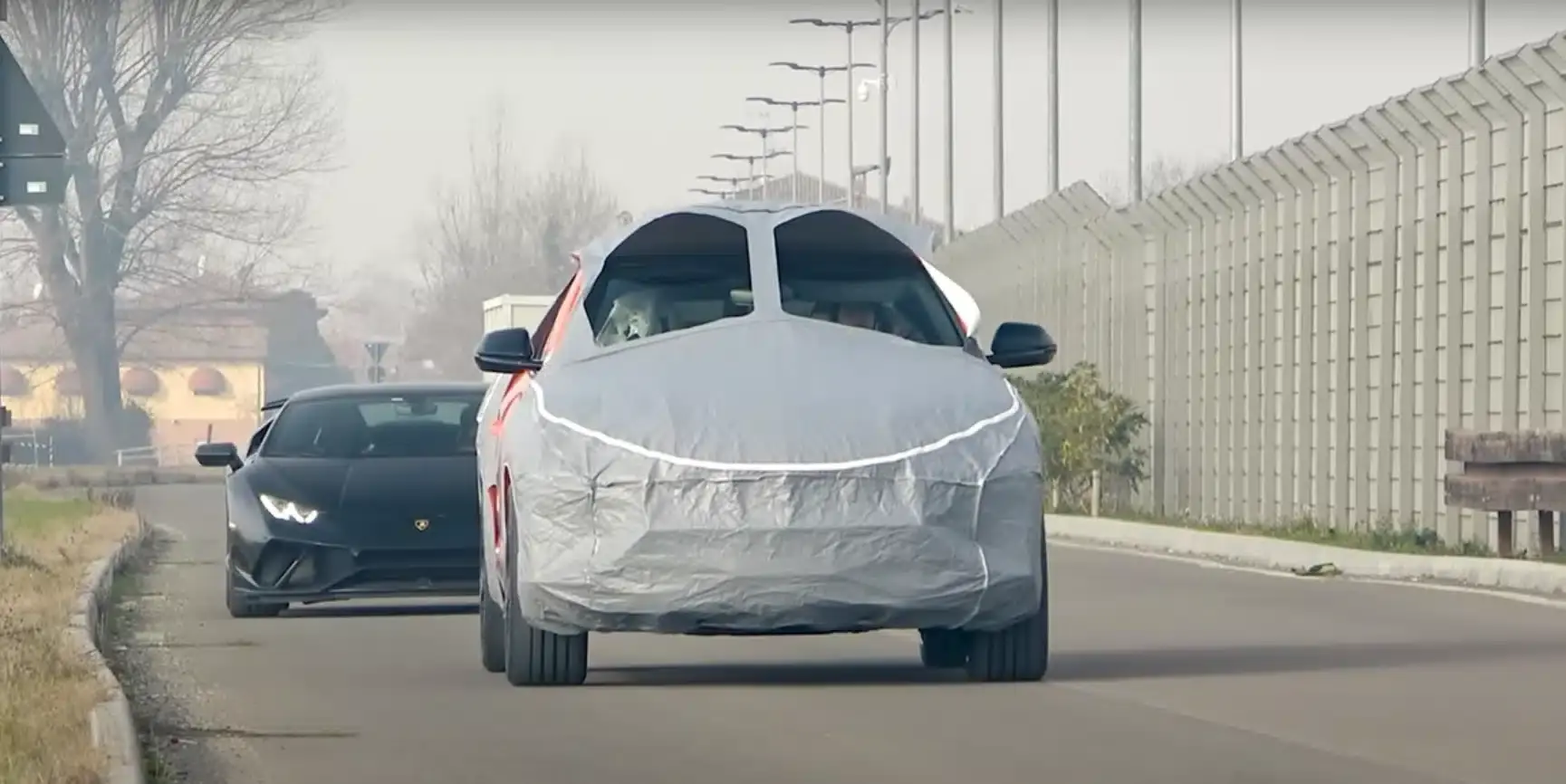 lamborghini urus 2025 avvistamento camouflage
