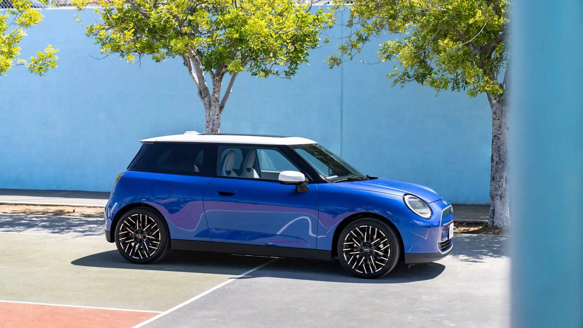 le foto spia della futura mini