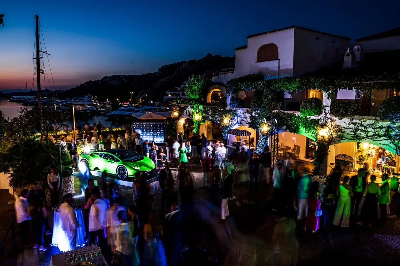 lounge lamborghini porto cervo