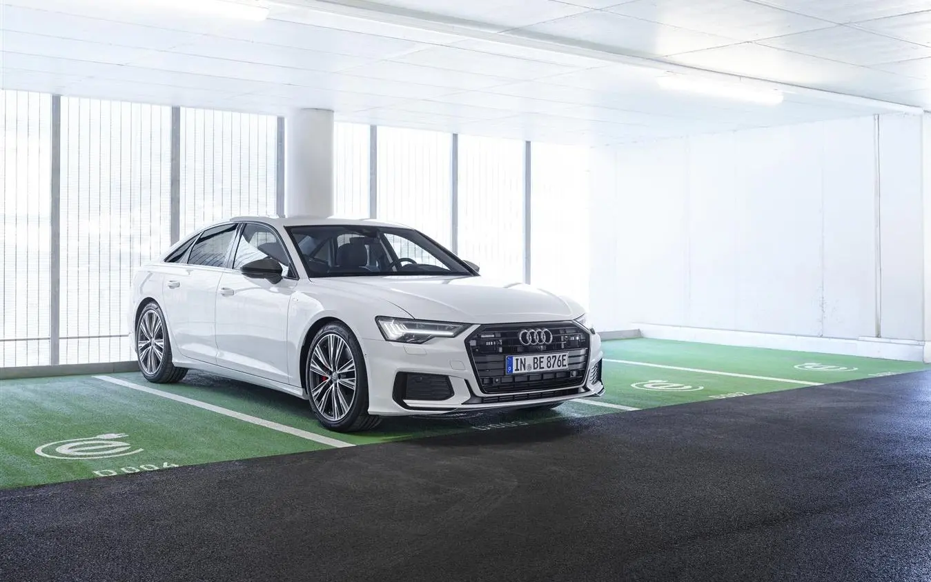 media audi a6 55 tfsi e quattro 002