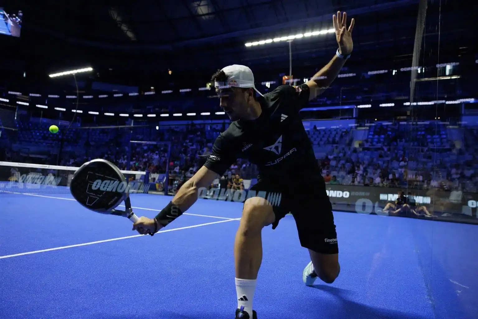 media cupra strengthens its commitment to the next generation with gamechangers an international padel contest aimed at discovering the sport s future stars 04 hq
