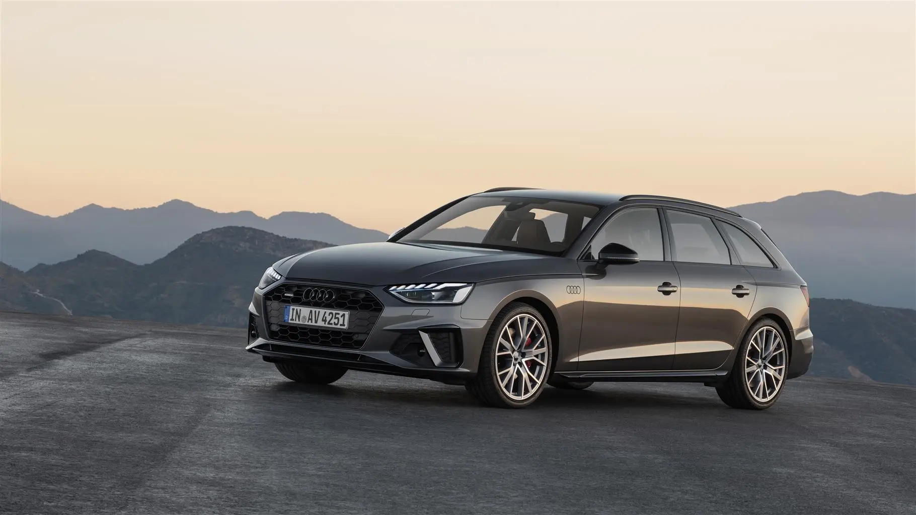 media nuova audi a4 avant 003