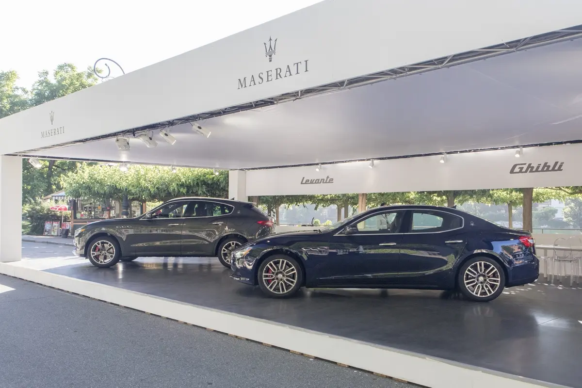 medium 12621 salonedellautoditorino2017standmaseratighiblisq4levantes
