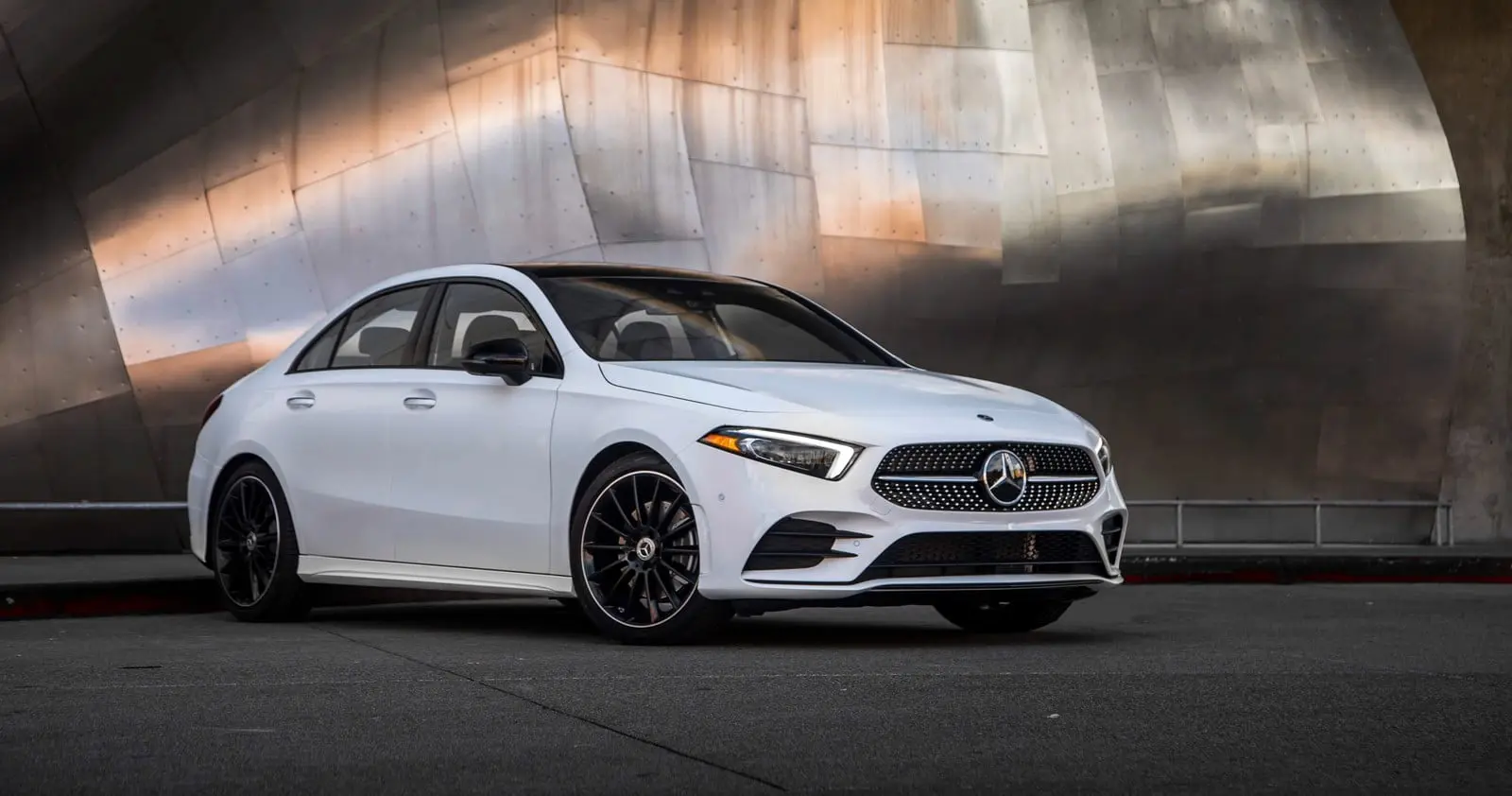 mercedes classea sedan 2019 01 1
