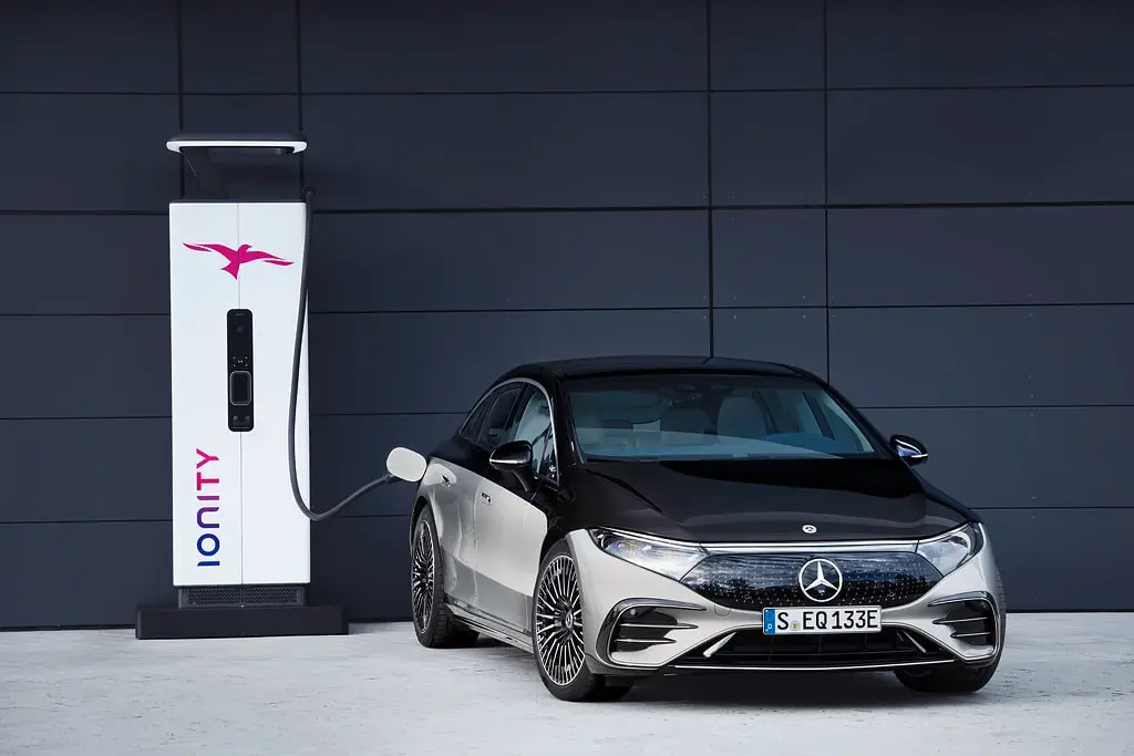 mercedes me charge italia