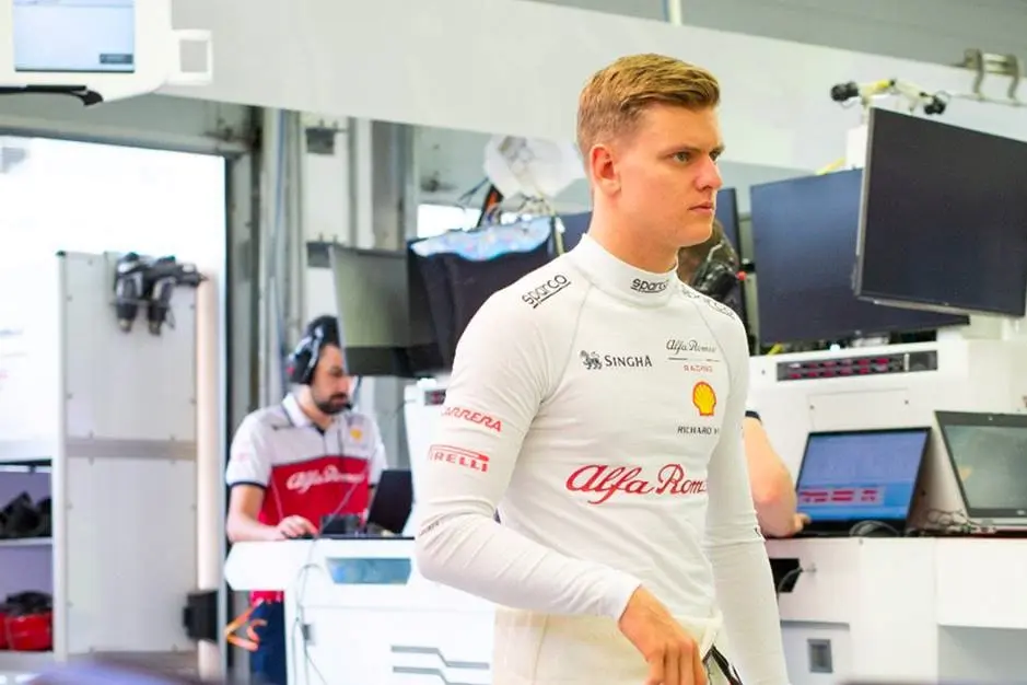 mick schumacher alfa romeo fp1 1