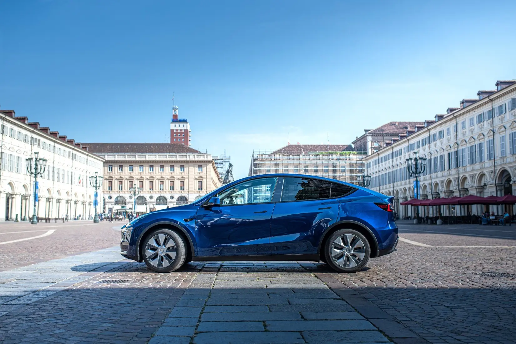 model y a torino