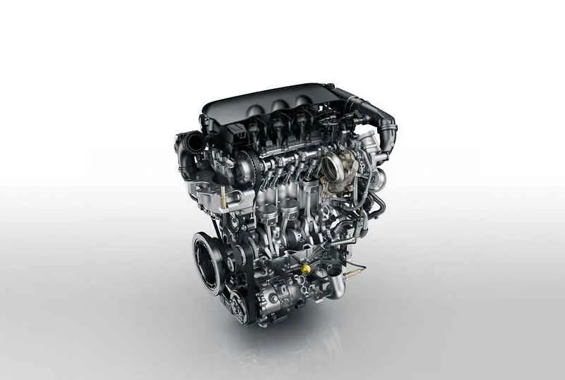 motore 3 cilindri puretech 2