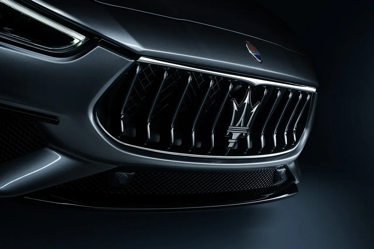 motore maserati ghibli hybrid