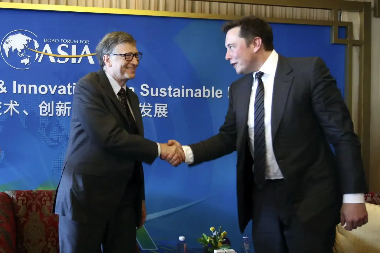 musk vs gates