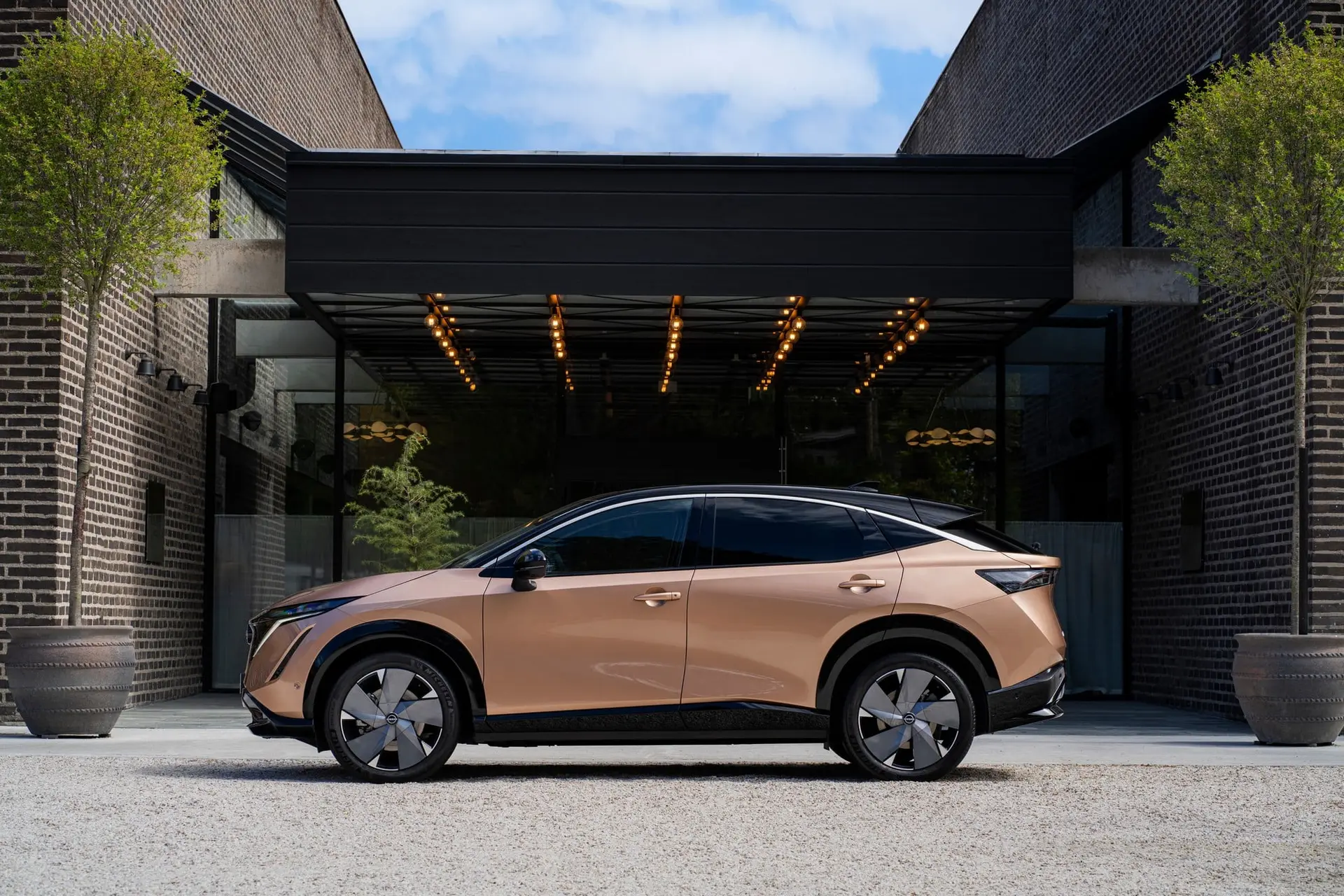 nissan ariya 2022 37