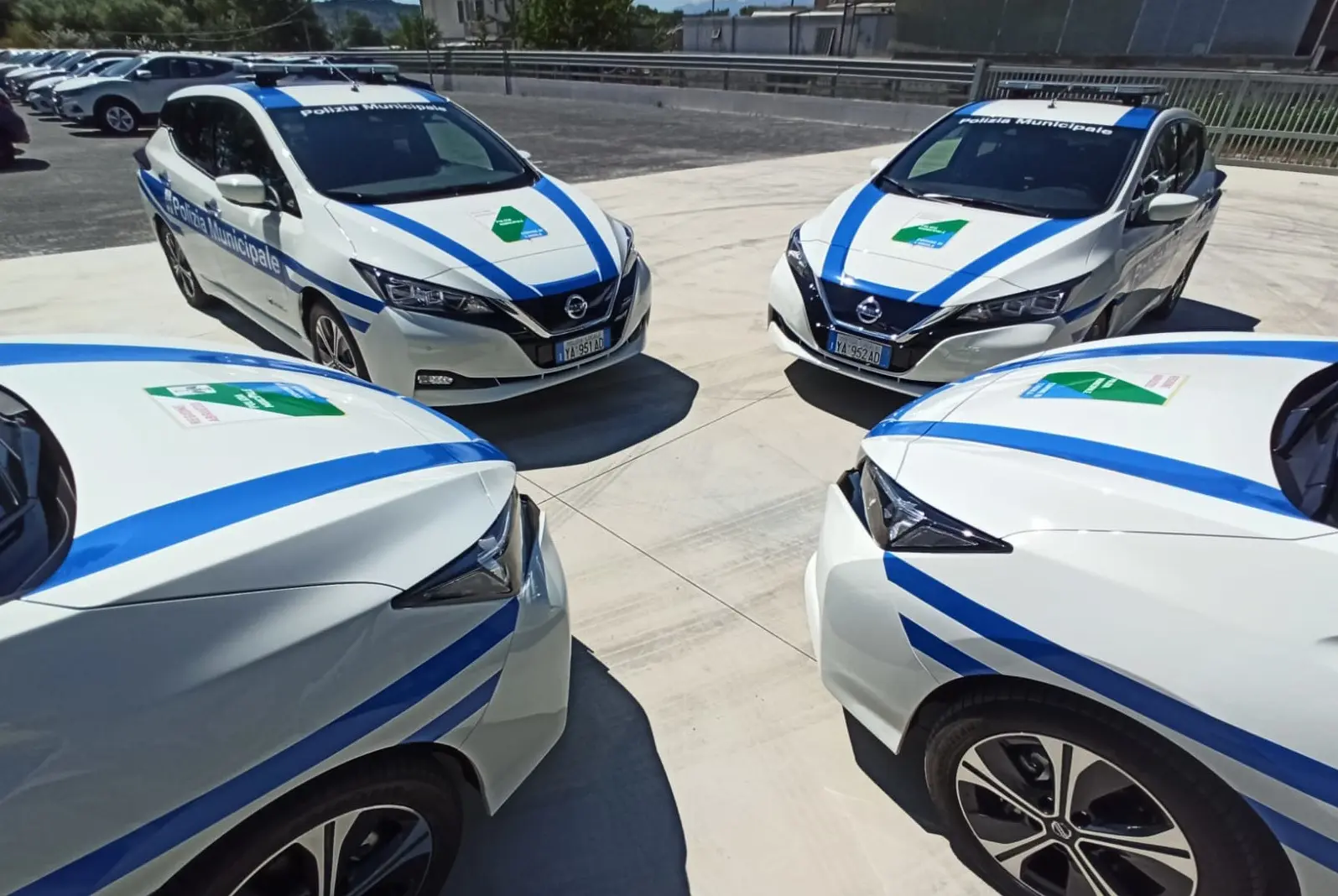 nissan e l aquila 3