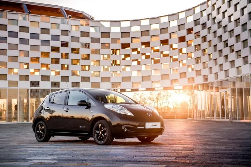 nissan leaf black edition e1488451547328