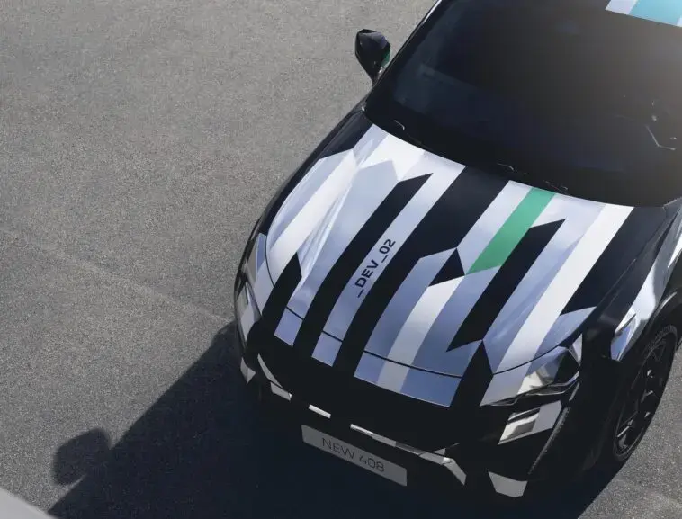 nuova peugeot 408 ultimi test teaser 1 758x577 1