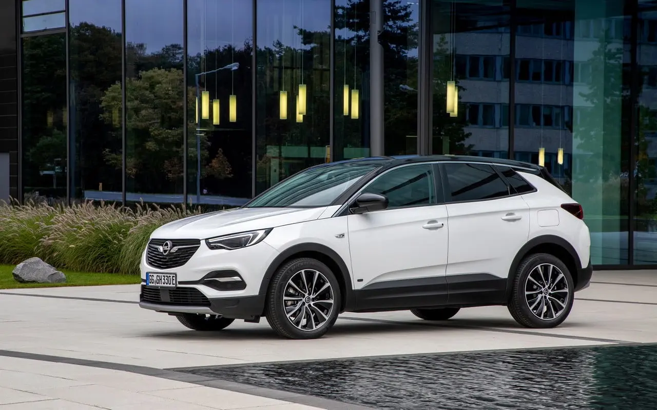 opel grandland x hybrid