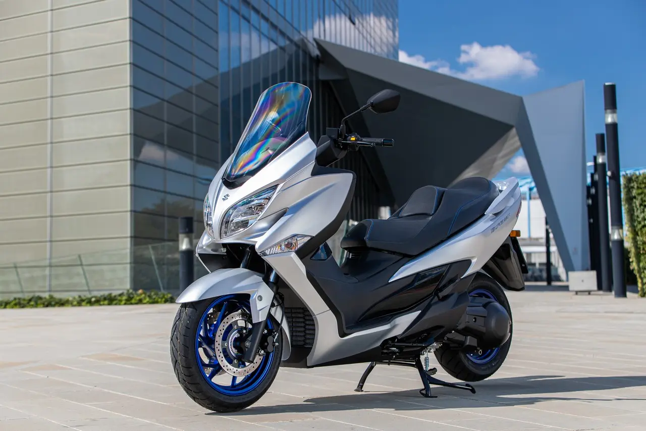 prova suzuki burgman 400