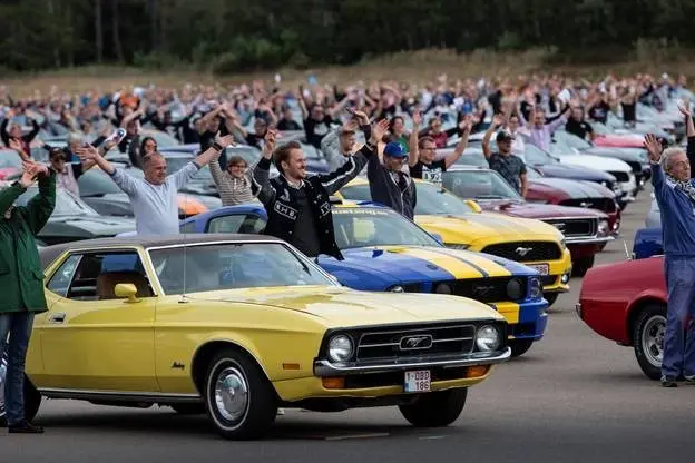 raduno mustang 2019