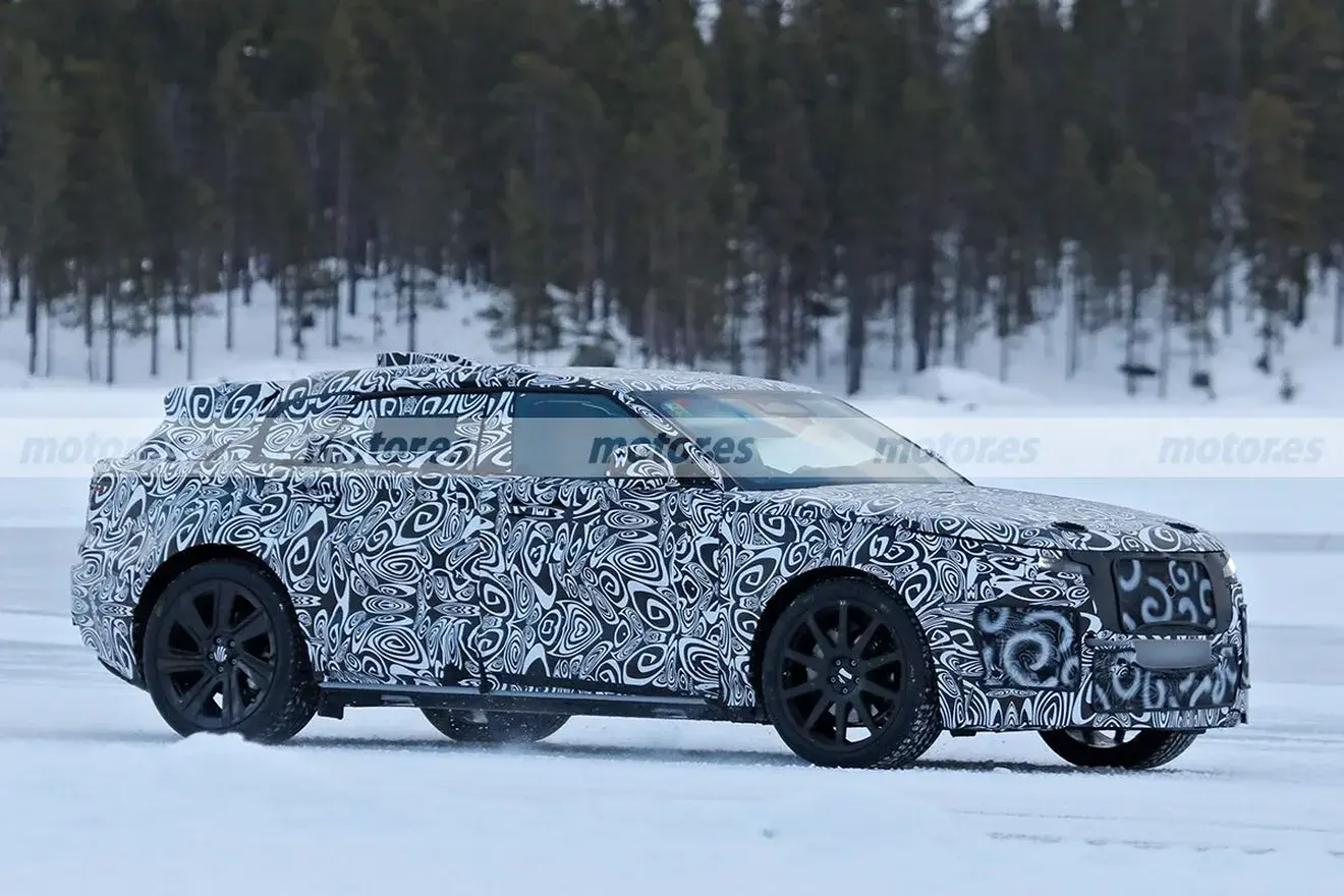 range rover electrico 2025 foto spia