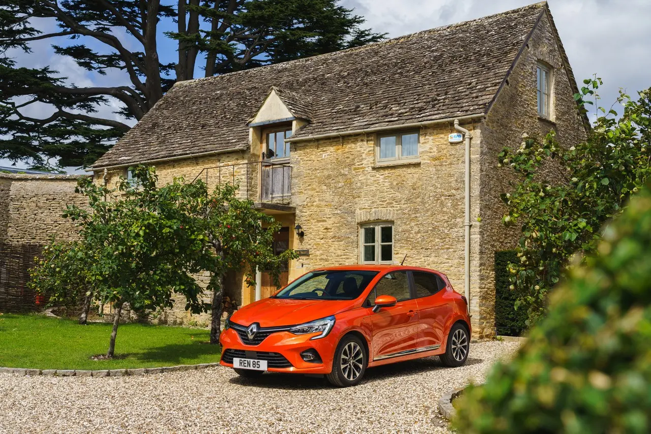 renault clio 769